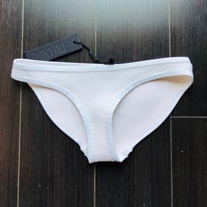 GiGi TRIANGL SWIMWEAR NEOPRENE COCONUT BOTTOMS